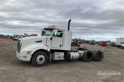 2013 Peterbilt 386 6x4 T/A Day Cab Truck Tractor