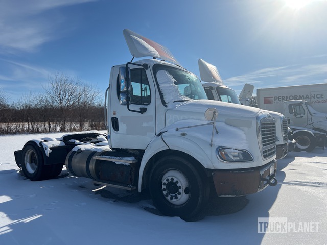 CAMIóN 2017 FREIGHTLINER