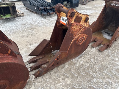 CF 16 in Digging دلو حفارة