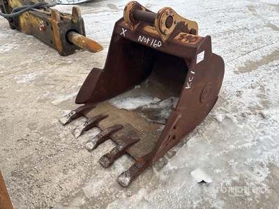 CF 47 in Digging Excavator Bucket