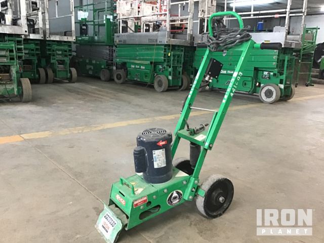 Edco Ts8 75l Tile Shark Floor Stripper In Columbus Indiana United Photos S