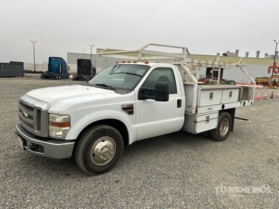 2009 Ford F-350 4x2 Flatbed Truck
