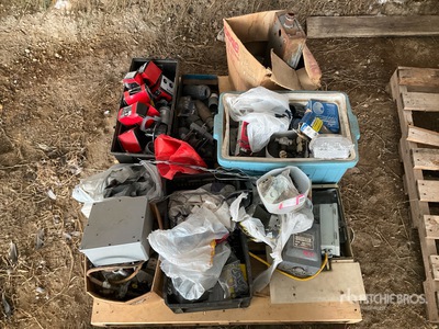 Quantity of Electrical Supplies Divers - Magasin, entrepôt, consommateur