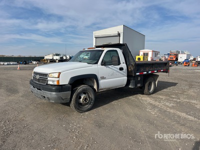 2005 Chevrolet Silverado 3500 4x2 Camión volquete