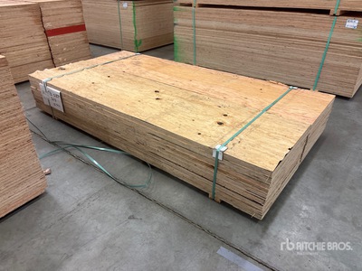 Quantity of (18) Contreplaqué