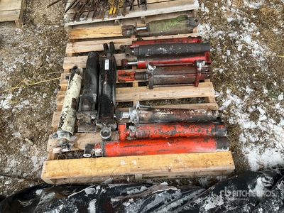 Quantity of Hydraulic Cylinders ورش و مخازن متنوعة