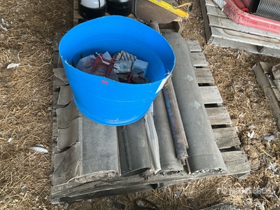 Quantity of Swather Parts Divers - Magasin, entrepôt, consommateur