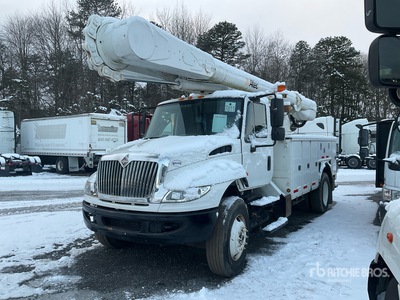 Altec AM55 55 ft on 2013 International 4300 4x2 Bucket Truck (Inoperable)