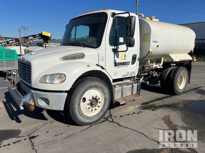 2016 Freightliner M2 106 2000 gal 4x2 Water Truck