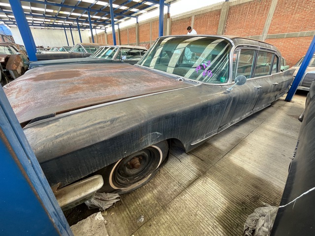 1962 Cadillac Fleetwood 75 Automobile (Inoperable)