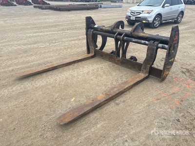 Cat 82 in Fourches pour chargeuses sur pneus - Fits CAT 950