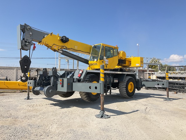 2002 Grove RT600E 45 ton 4x4x4 Grua Todo Terreno con Sistema para Vias de Tren / Hi Rail Rough Terrain Crane