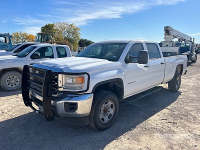 2016 GMC Sierra 2500HD 4x2 Crew Cab بيك اب (Inoperable)