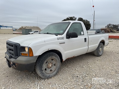 2005 Ford F-250 XL 4x2 Ute
