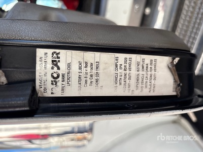 2020 Peterbilt 389 T/A Sleeper Truck Tractor