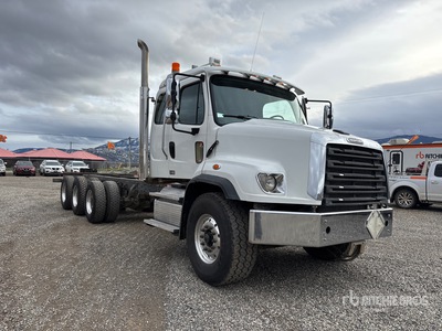 2019 Freightliner 114SD Tanklastzug