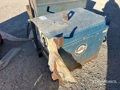 Miller Dialarc 250 AC/DC 250 A Skid-Mounted Stick Electric Welder