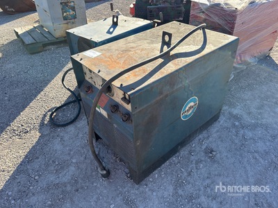 Miller Electric SRH-444 400 A Skid-Mounted Stick Soudeuse