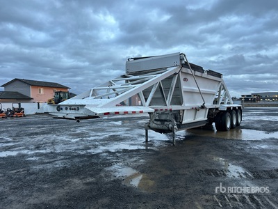 2022 Manac 4B342A200 42 ft Tri/A Belly Dump Trailer