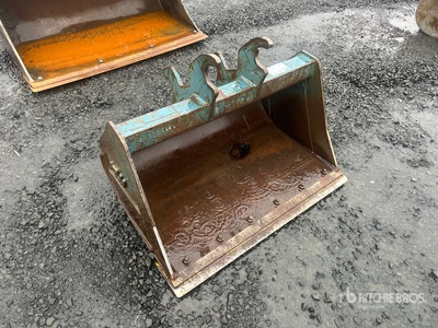 PSM 36 in Cleanup Godet d'excavatrice