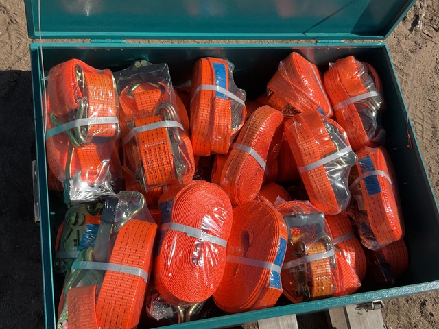 Suihe Ratchet Tie Down Set w/Flatpack Tool Box