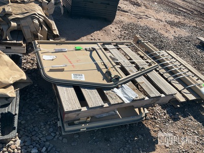 (2) Kalmar G32077 Doors