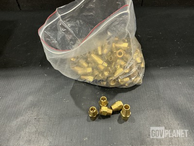 (127) SAE J512 7 010111B Tube Coupling Nuts