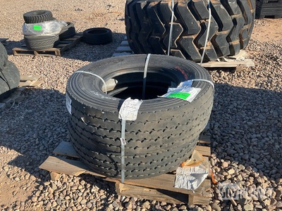 (2) Michelin 315/80R22.5 Tires