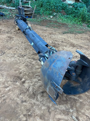 Kinshofer 36 in Clamshell Grapple