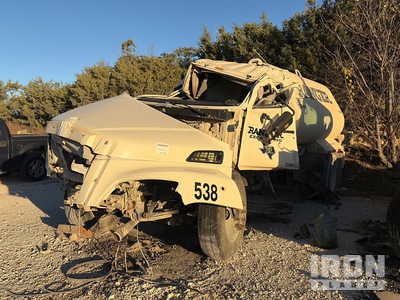 2009 Ford F-750 2500 gal 4x2 Water Truck
