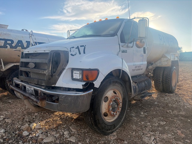 2009 Ford F-750 4x2 Water Truck (Inoperable)
