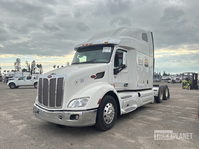 2020 Peterbilt 579 6x4 Cabeza Tractora Cabina Dormitorio