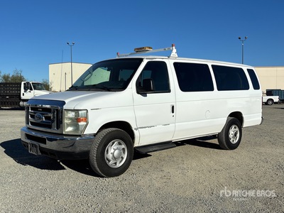 2009 Ford E-350 XLT AdvanceTrac RSC 10 Passenger Van