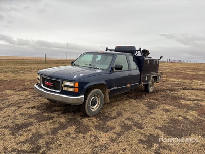 1994 GMC 2500 SL 4x2 Utility Truck