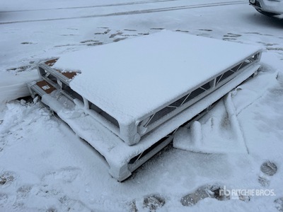 Quantity of (2) 2025 BYT BDF6 6 ft x 8 ft 5 in Aluminum Boat Dock Section Kit 船舶・海運業機器 - その他 (Unused)