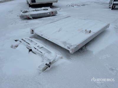 2025 BYT SDALUS Sled Deck for Shortbox Pickup w Aluminum Decking ملحقات الشاحنات  (Unused)