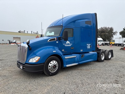2017 Kenworth T680 T/A Sleeper Truck Tractor