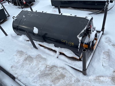 2025 GIYI GY-BS72 72 in Skid Steer Sweeper (Unused)