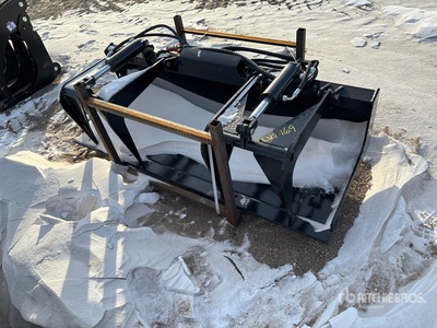 2025 GIYI GY-PG72 72 in Skid Steer Grapple (Unused)