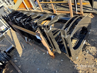 2026 GIYI GY-CLG72 72 in Log Garfio para minicargadora (Unused)