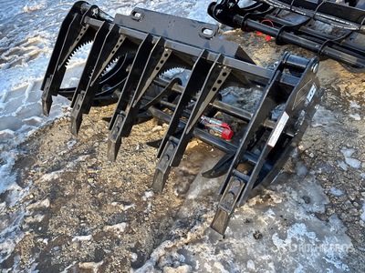 2026 GIYI GY-MCLG60 44 in Mini Garfio para minicargadora (Unused)