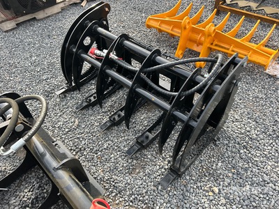 2026 GIYI GY-MCLG60 44 in Mini スキッドステア用ルートレーキ (Unused)