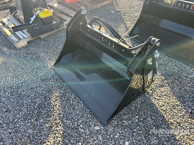 2026 GIYI GY-XKH39    39 in Multi-Purpose Mini Skid Steer Bucket (Unused)
