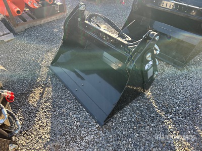 2026 GIYI GY-XKH39    39 in Multi-Purpose Mini Skid Steer Bucket (Unused)