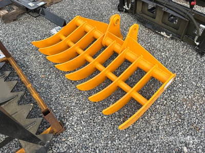 2026 GIYI 44 in Excavator Rake - Fits Cat 305 (Unused)