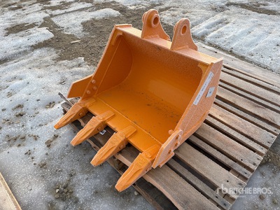 2026 GIYI 24 in Digging Excavator Bucket - Fits Cat 303 (Unused)