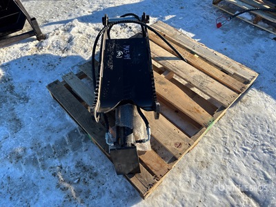 2025 GIYI GY-XJ7T 46 in Hydraulic Pouce de pelleteuse - Fits Cat (Unused)