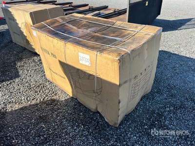 2025 HUNTER PRO CS3 Massage Chair (Unused)