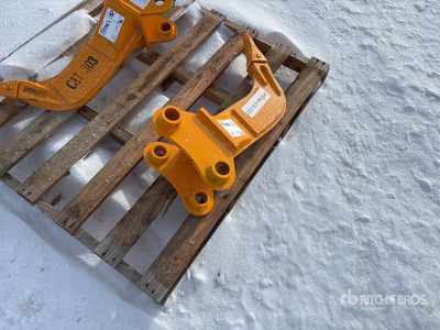 2026 GIYI 24 in Excavator Ripper - Fits Cat 303 (Unused)