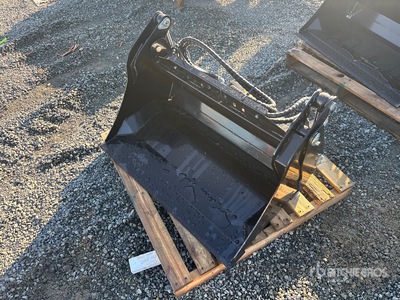 2025 GIYI GY-XKH39 38 in Multi-Purpose Mini Godet pour chargeuse à différentiel (Unused)